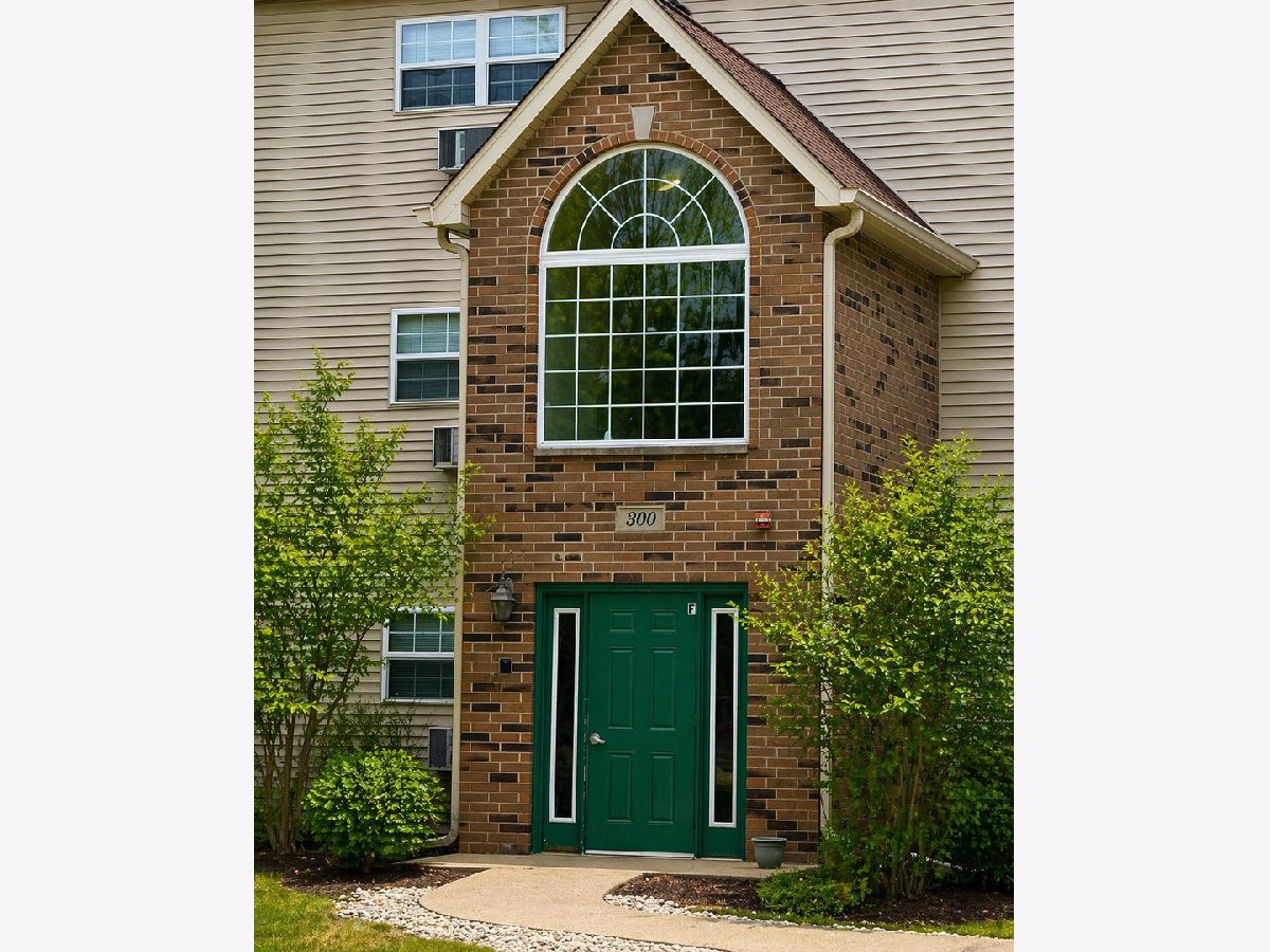  For Sale Richmond Illinois, 300 Cunat Boulevard