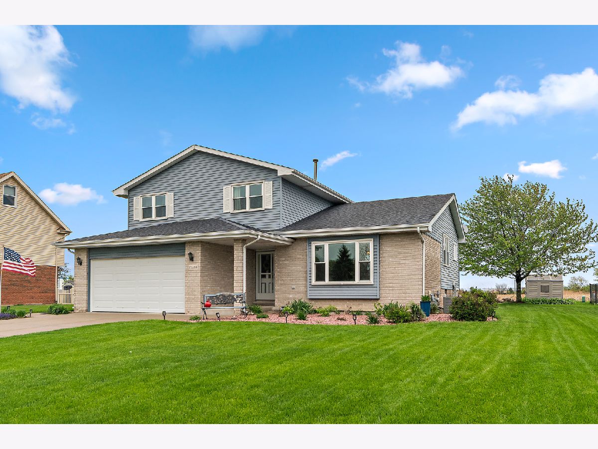  For Sale Frankfort Illinois, 20409 Hunter Drive