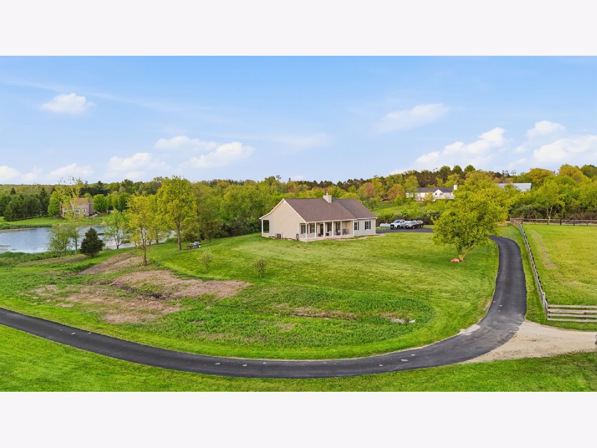  For Sale Marengo Illinois, 20809 Bunker Hill Road