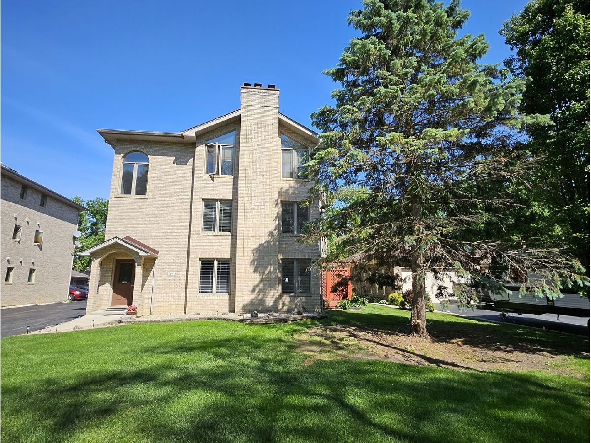  For Rent Palos Hills Illinois, 11225 Kean