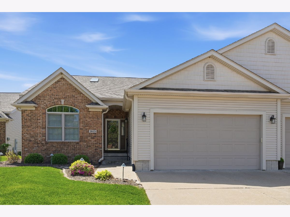 Condos & Townhomes For Sale Villas At Walnut Grove Bettendorf Iowa, 2865 Villa Court