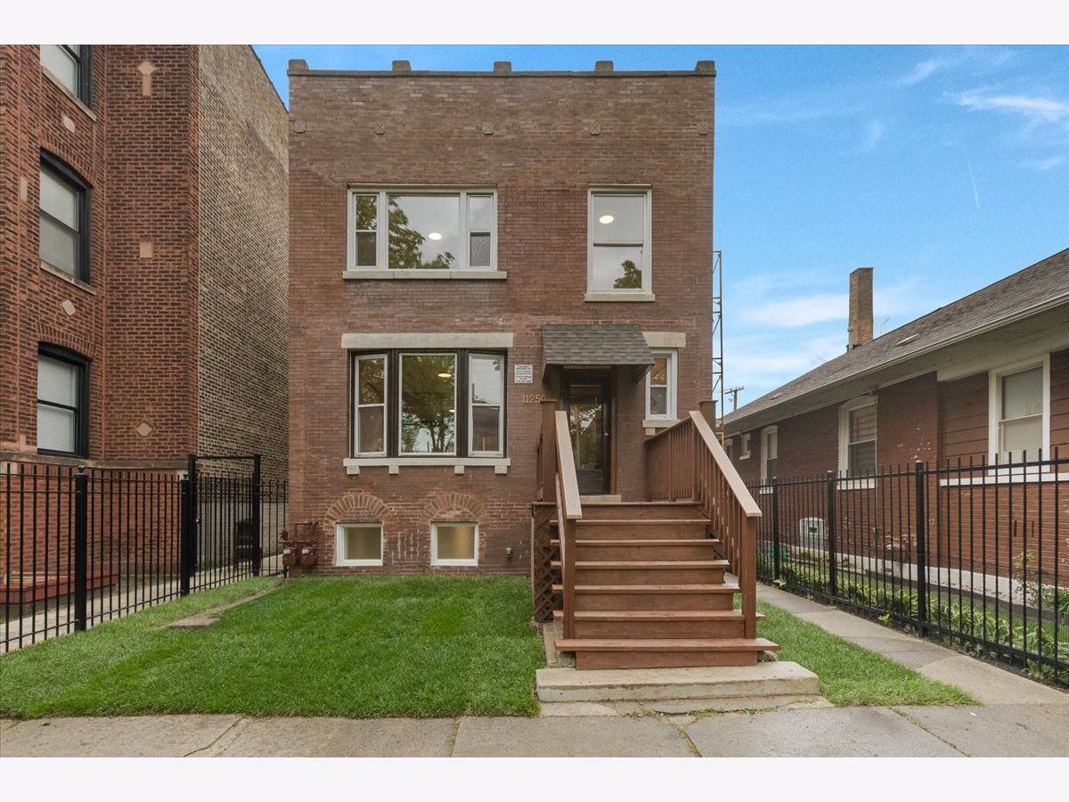  For Sale Chicago Illinois, 11250 Vernon Avenue
