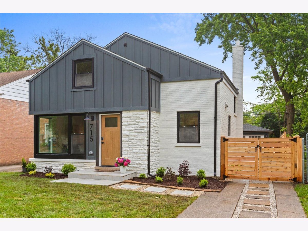  Rented Glenview Illinois, 715 Long