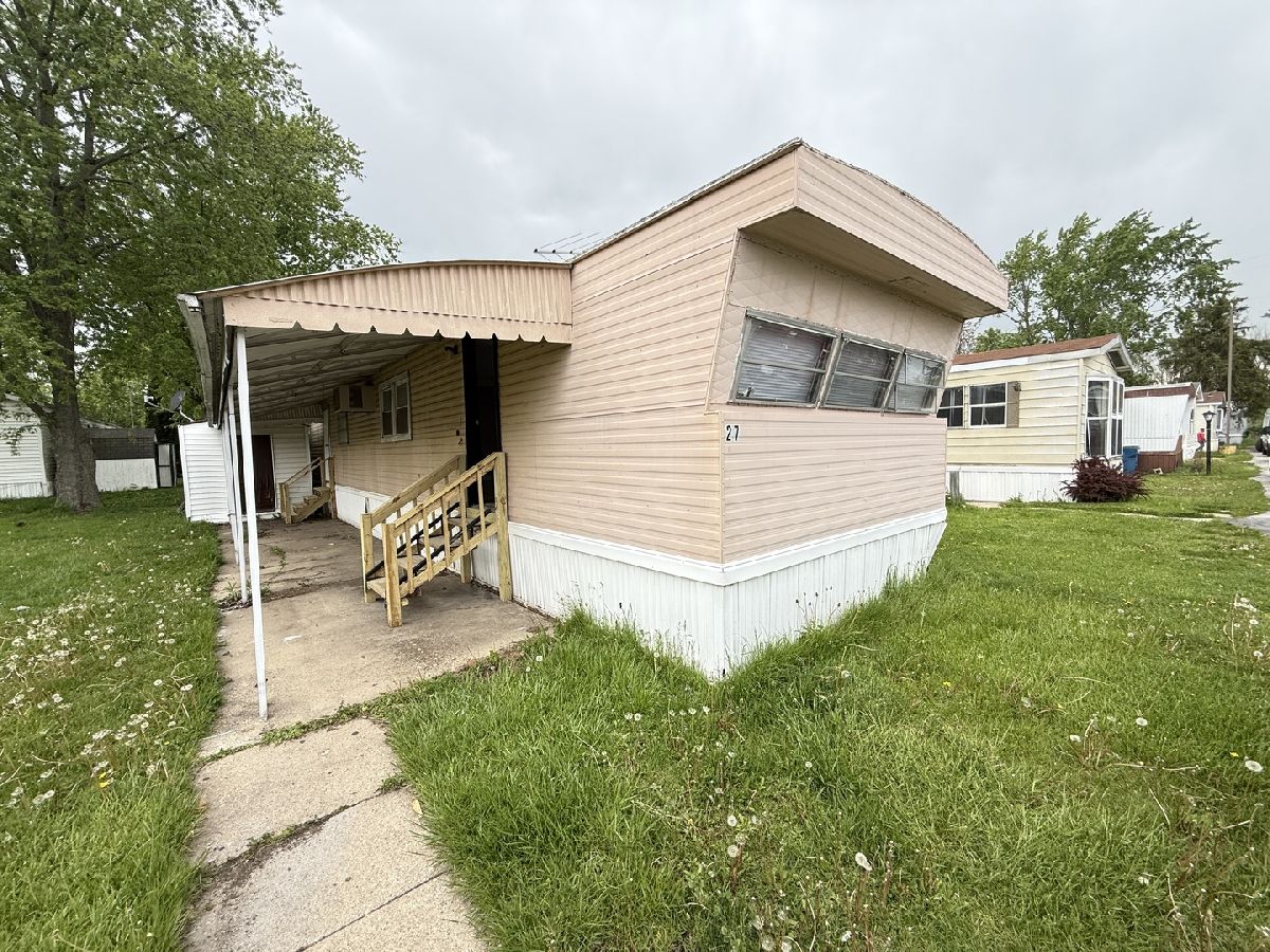  For Sale Crete Illinois, 1712 Dixie Highway