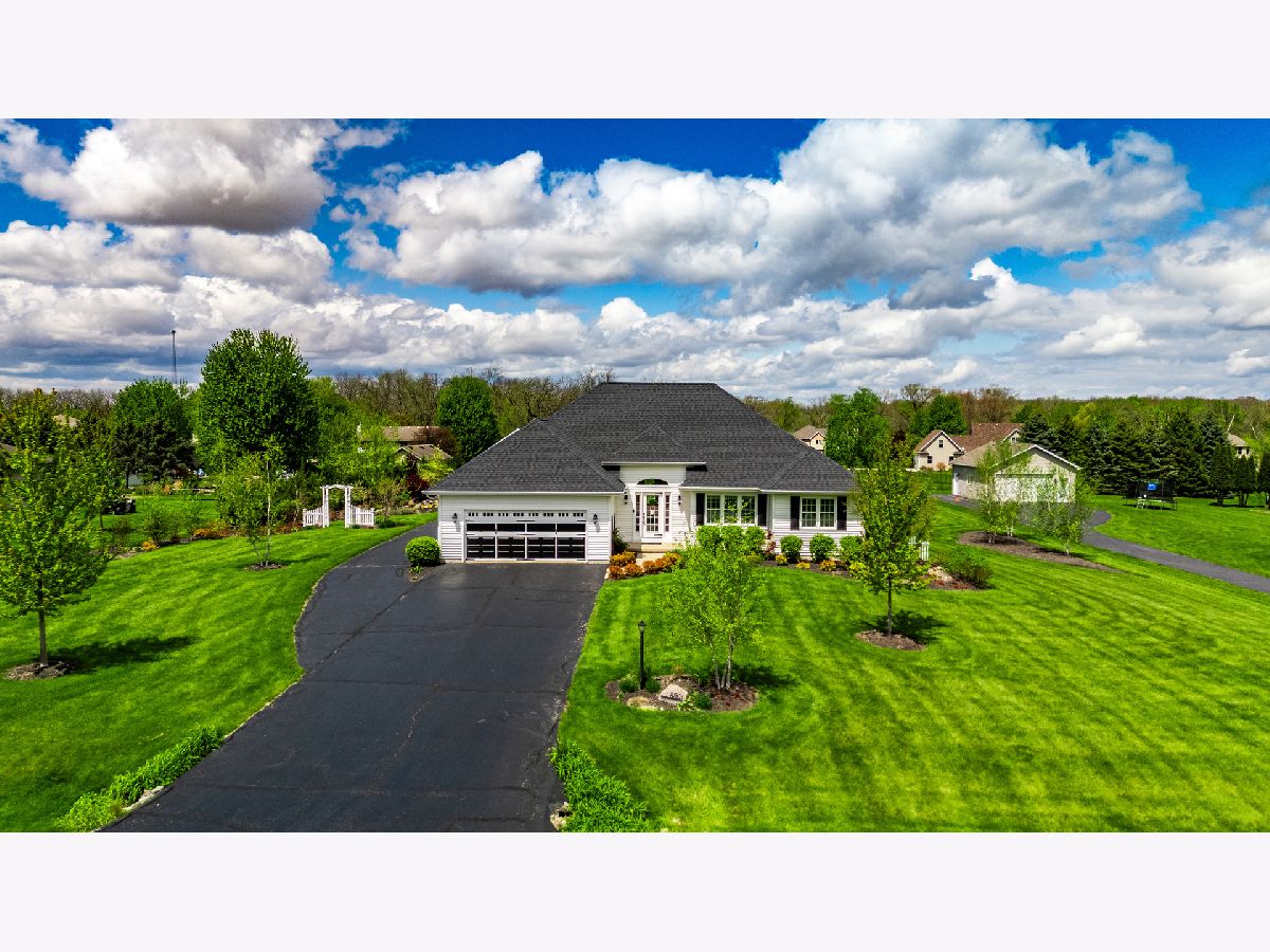  For Sale Kingston Illinois, 8801 Rood Road
