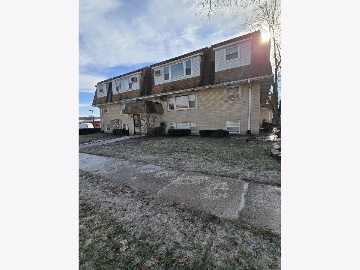  For Sale Countryside Illinois, 9911 58th Street