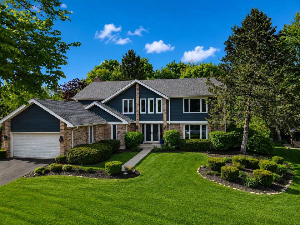 Homes For Sale Steeplechase Barrington Illinois, 250 Covington Drive