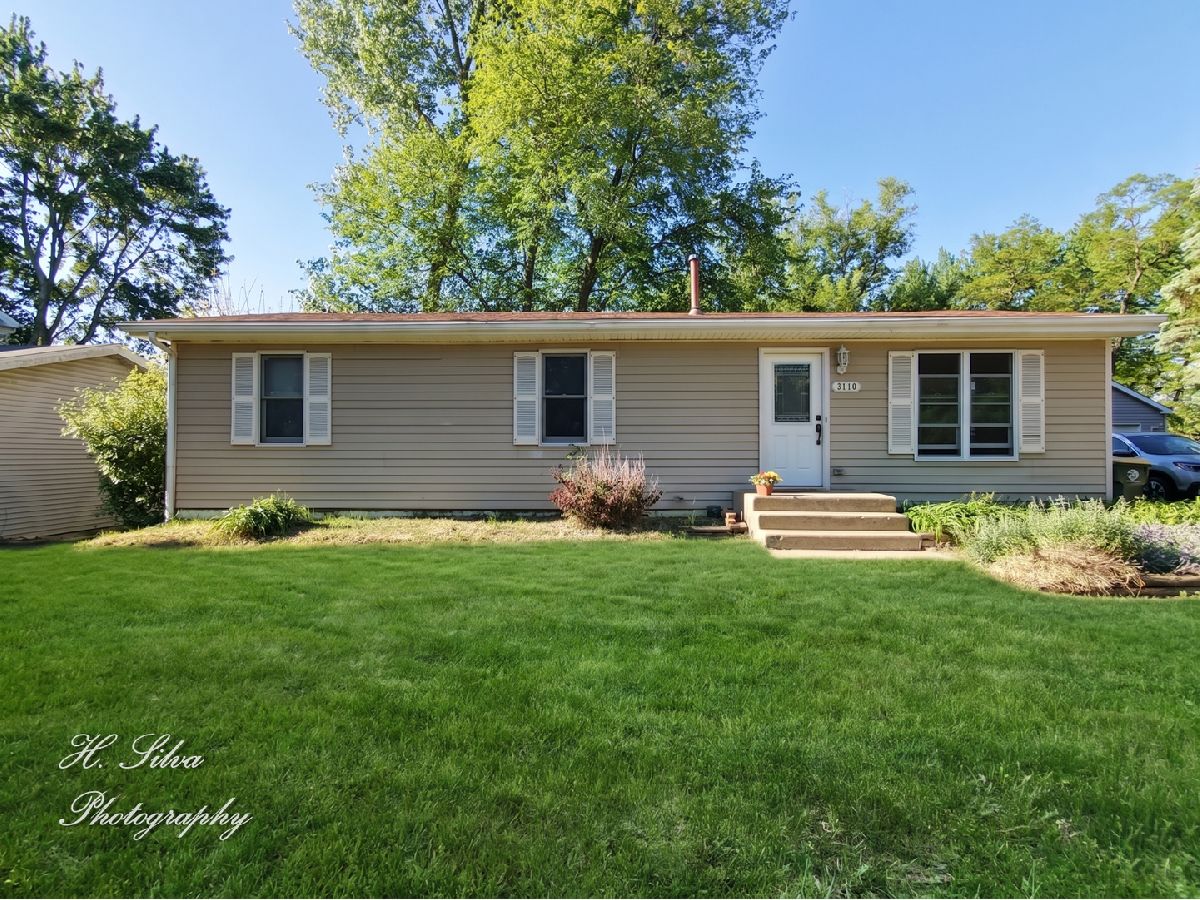  For Sale Fox River Grove Illinois, 2110 Fairview Avenue