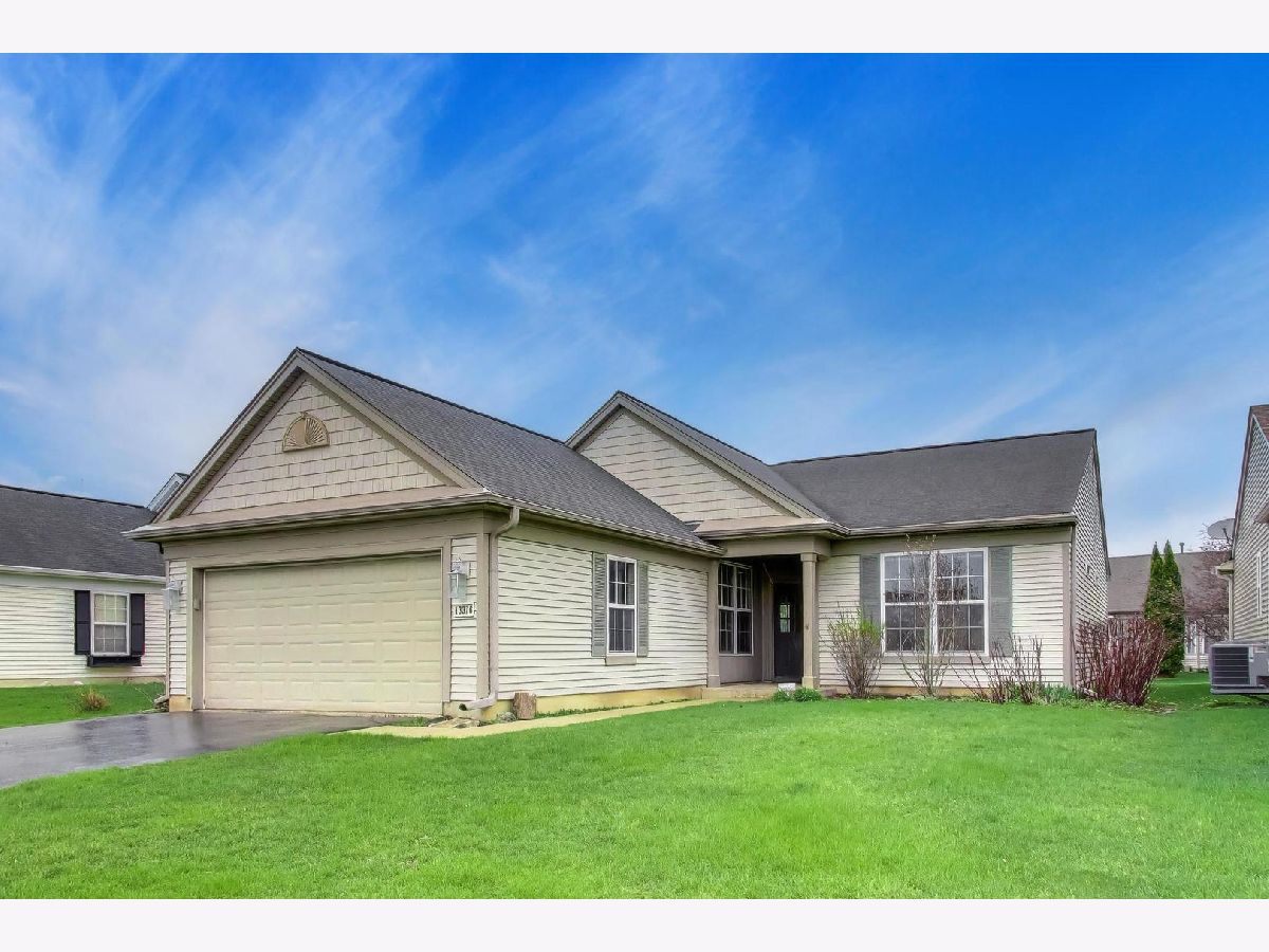 Homes & Townhomes & Condos For Sale Del Webb Sun City Huntley Illinois, 13376 Cadence Drive