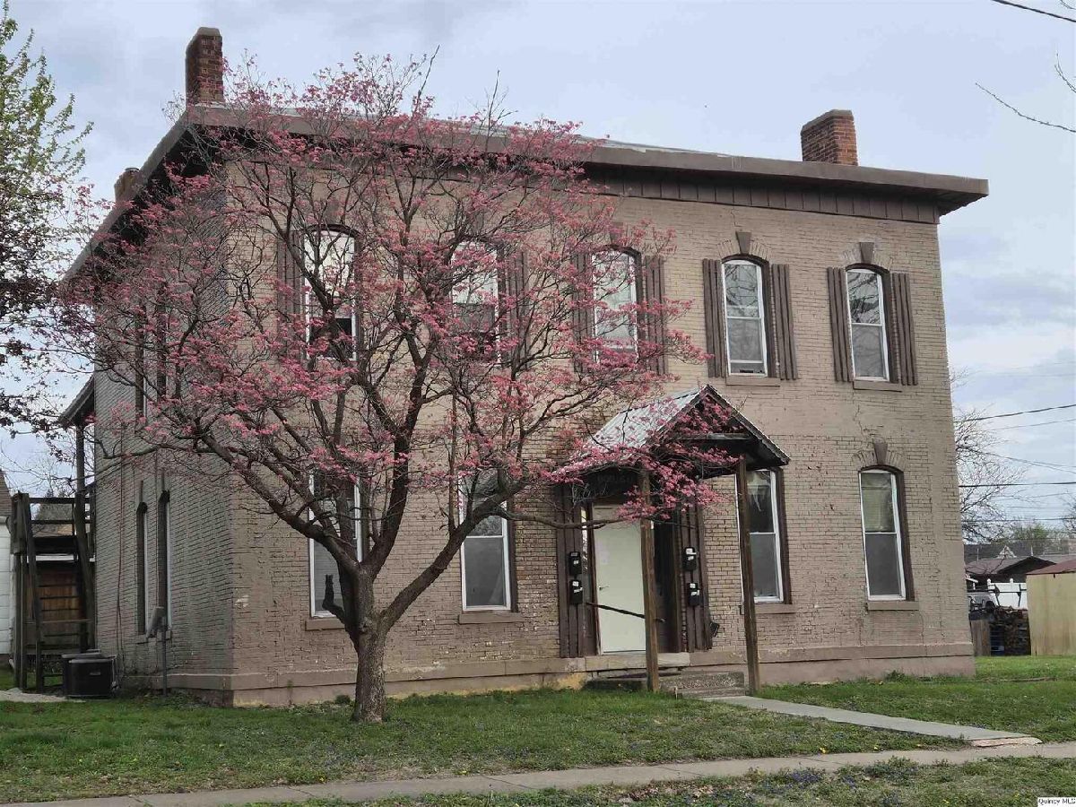  For Sale Quincy Illinois, 609-611 10th St
