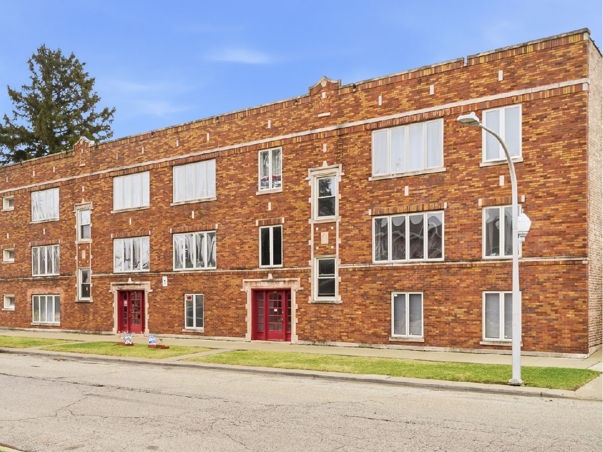  For Sale Chicago Illinois, 7009 Altgeld Street