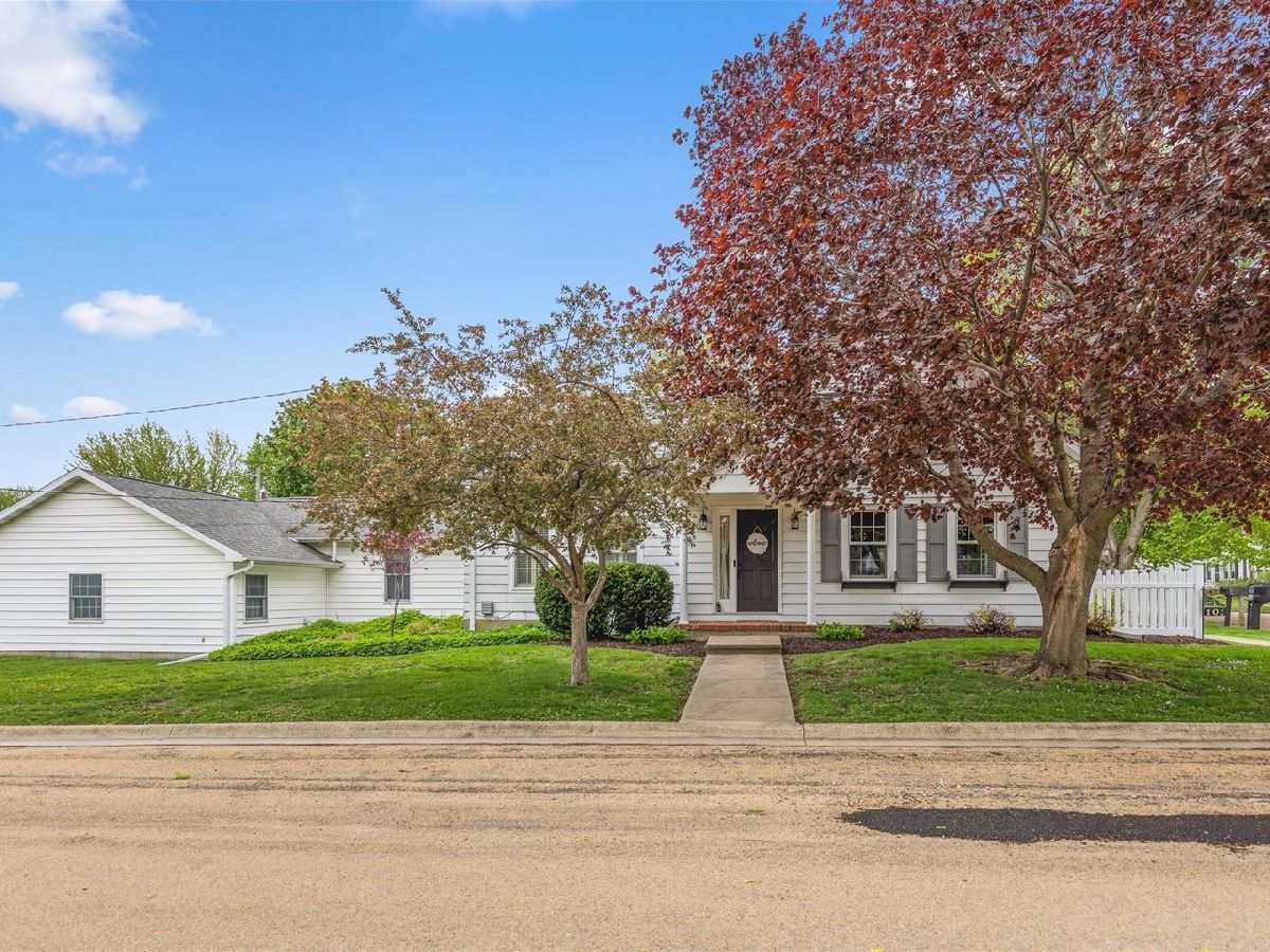  For Sale Shannon Illinois, 101 Hickory Street