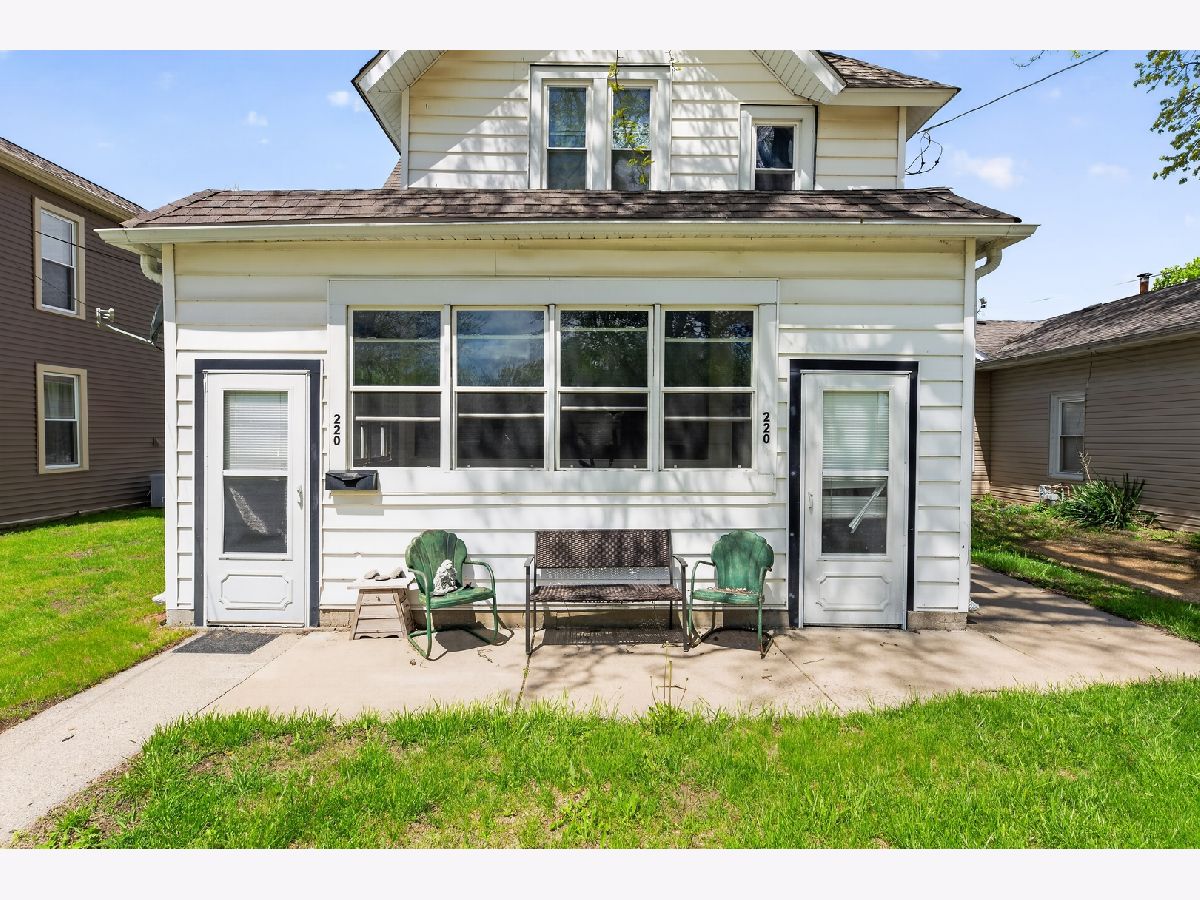  For Sale Belvidere Illinois, 220 Lincoln Avenue