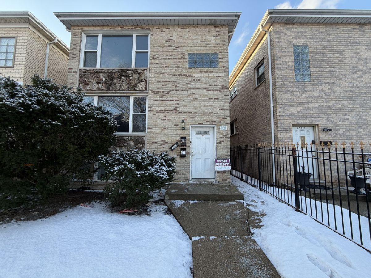 For Rent Chicago Illinois, 6323 Fullerton