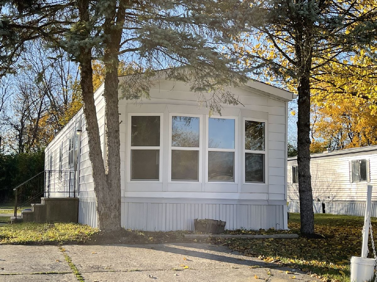 Subdivision For Sale Timber Ridge Park Matteson Illinois, 237 Blackthorn Road