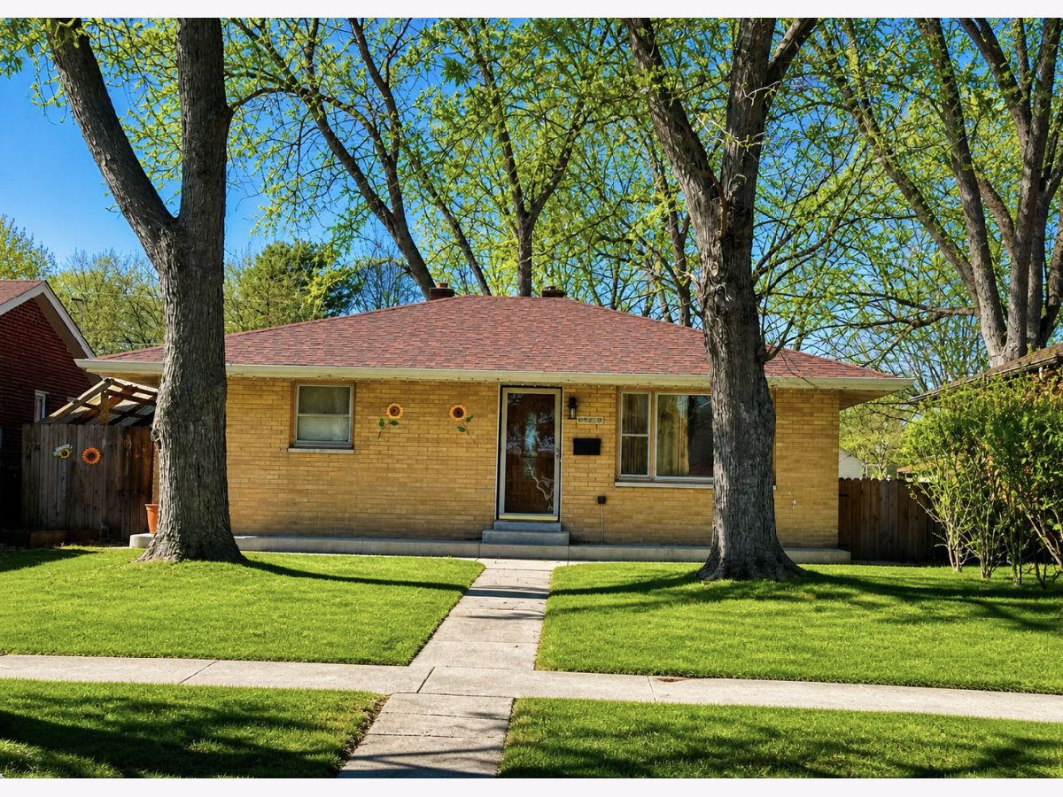  For Sale Zion Illinois, 3224 Elisha Avenue