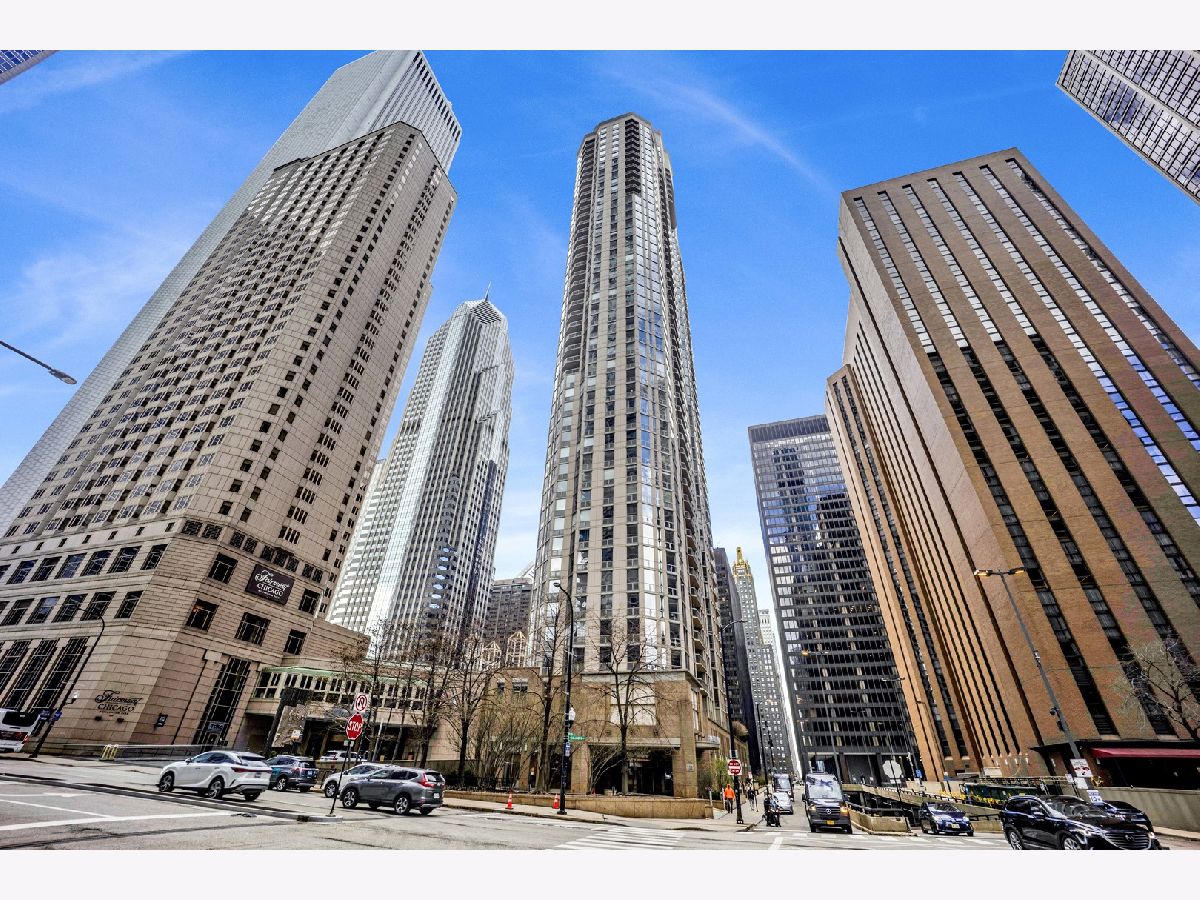  For Sale Chicago Illinois, 222 Columbus Drive