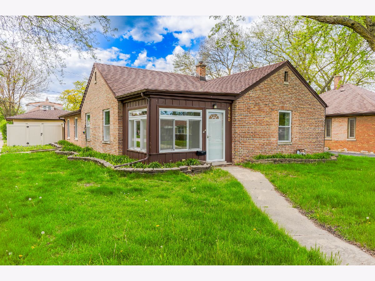  For Sale Lyons Illinois, 4350 Elm Avenue