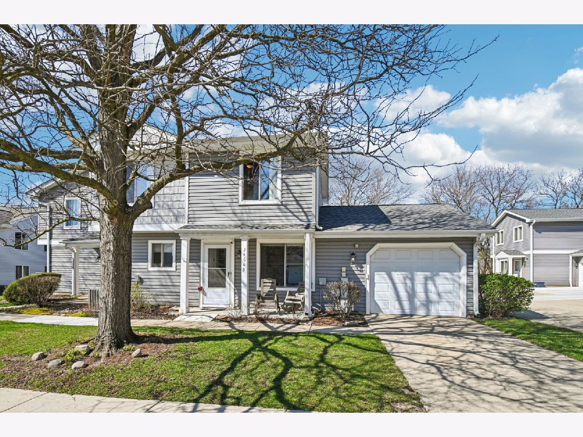 Townhomes & Condos Sold New England Village Woodridge Illinois, 2466 Brunswick