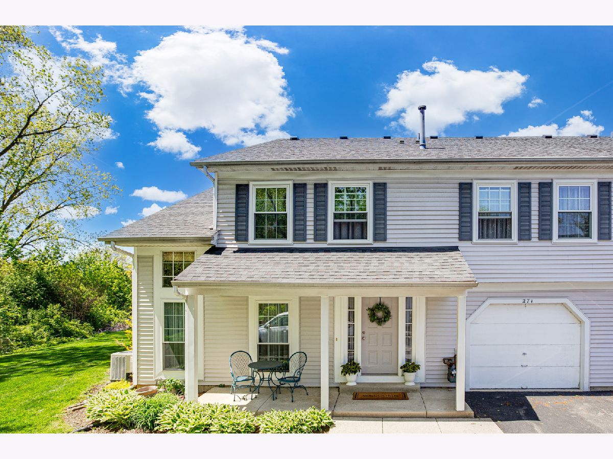 Townhomes For Sale Southgate Manor Streamwood Illinois, 271 Butternut Lane