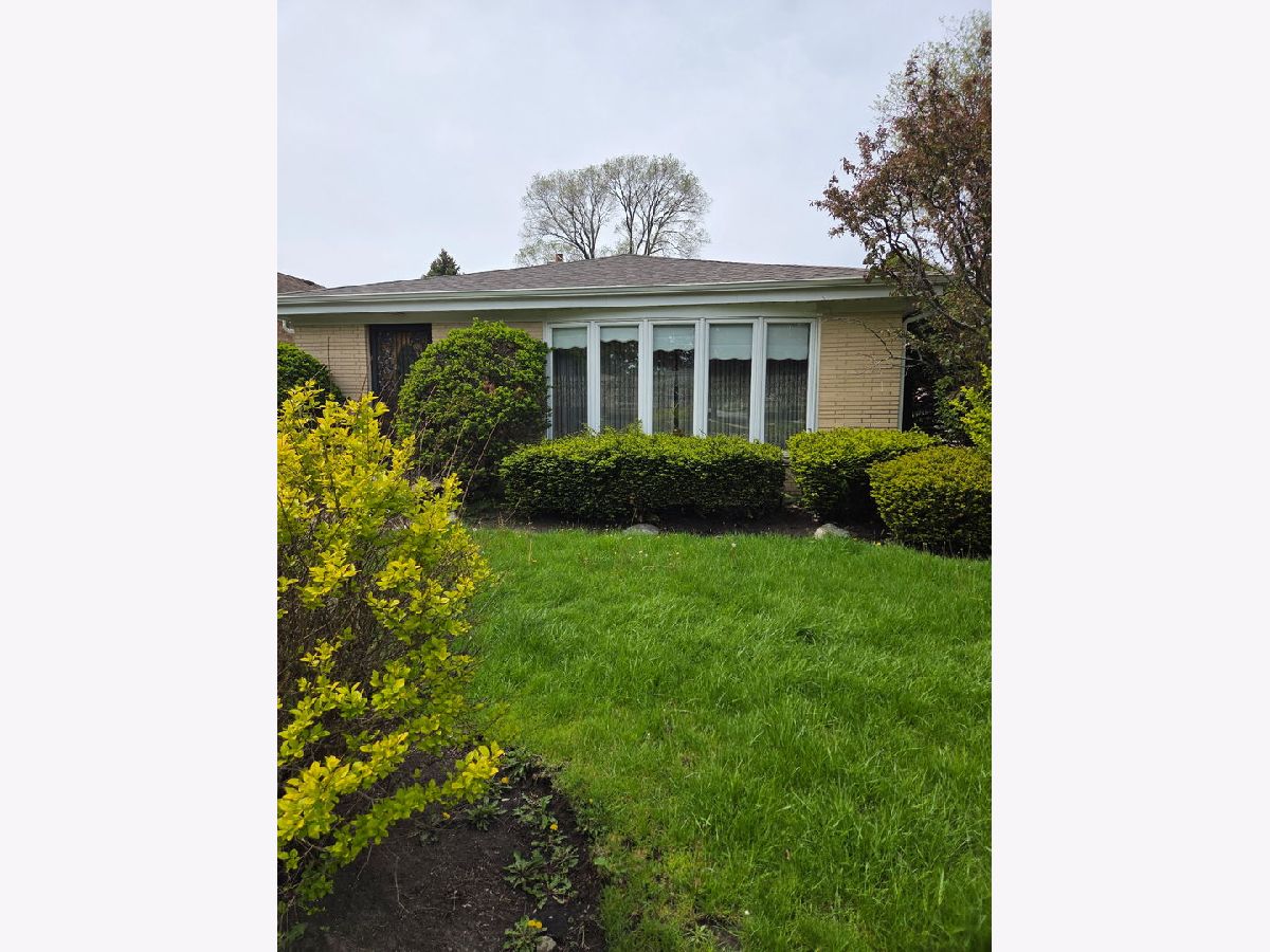  For Sale Niles Illinois, 8662 Merrill Street