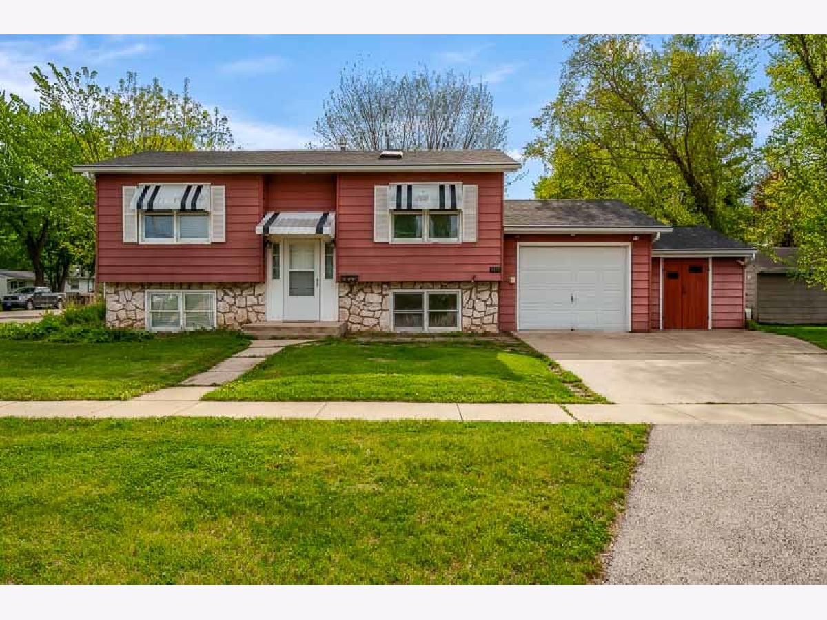  For Sale Belvidere Illinois, 1126 Columbia Avenue