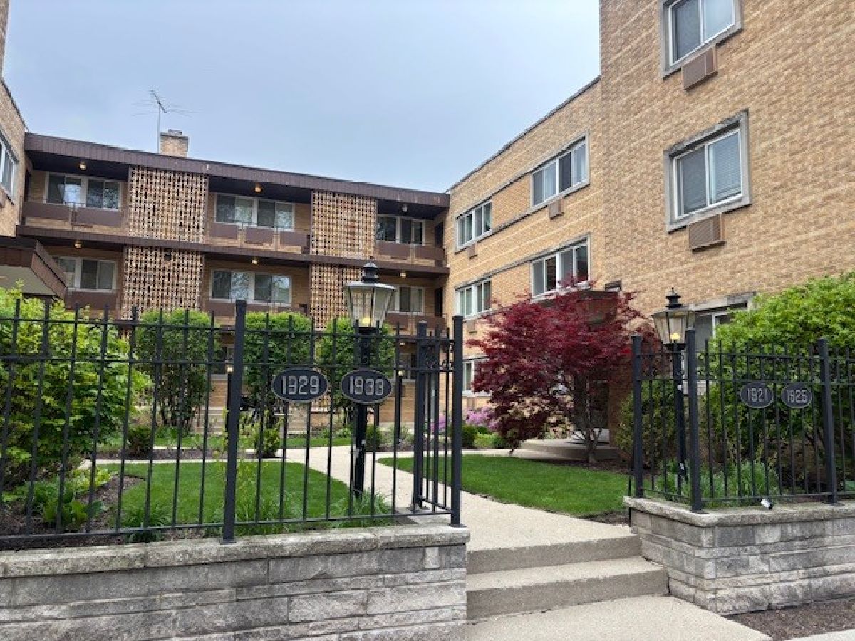  Sold Evanston Illinois