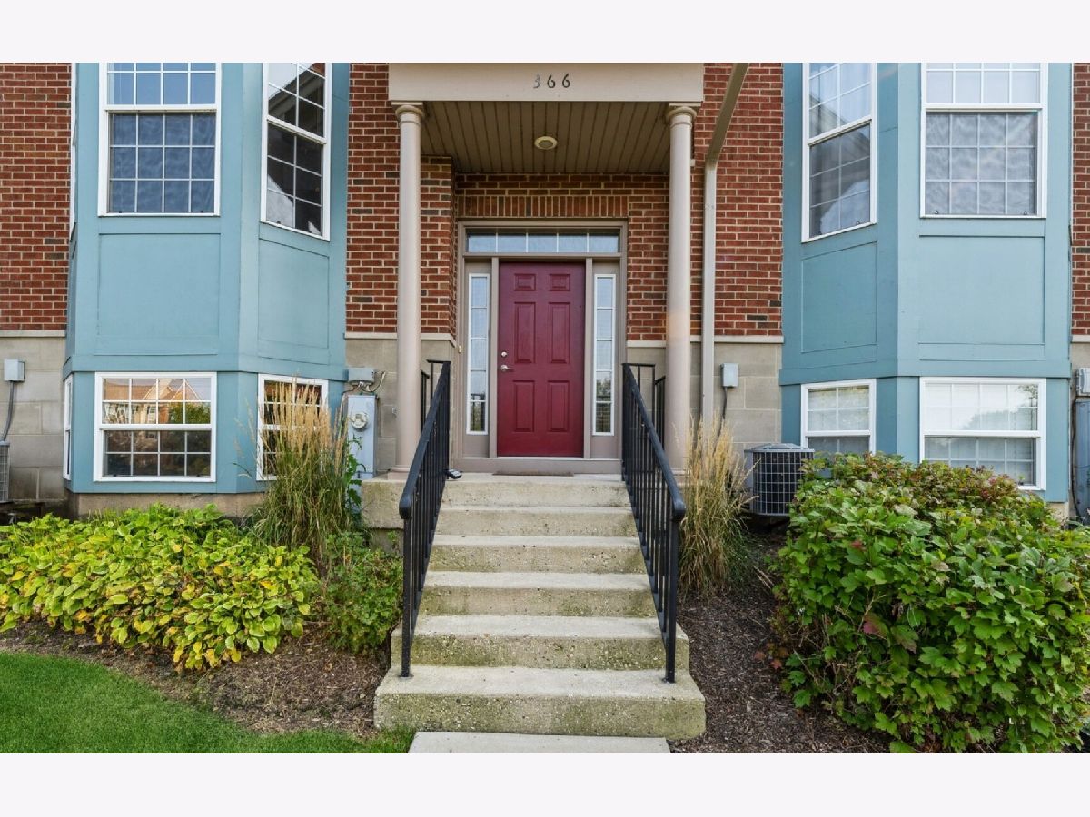  For Rent Grayslake Illinois, 366 Station Park
