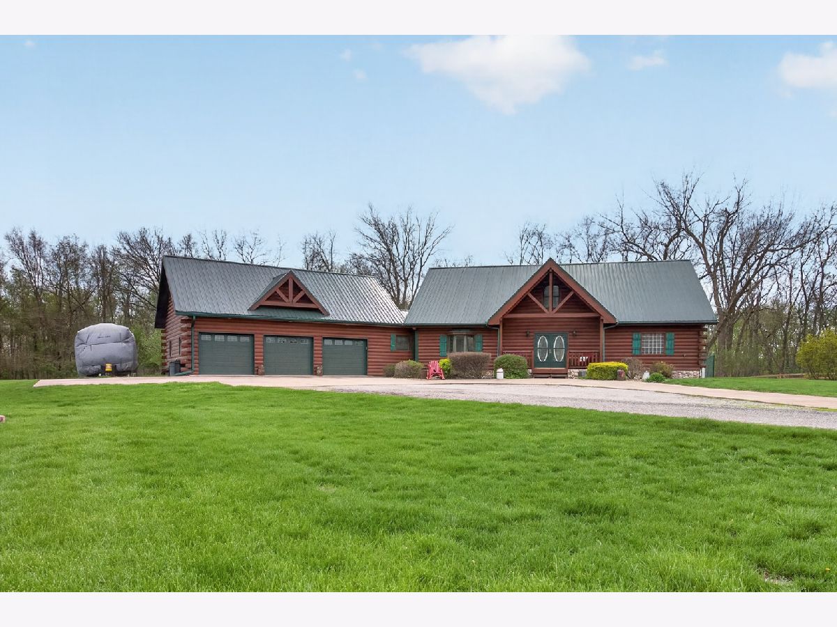  For Sale Lexington Illinois, 20805 Mackinaw Bluffs Road