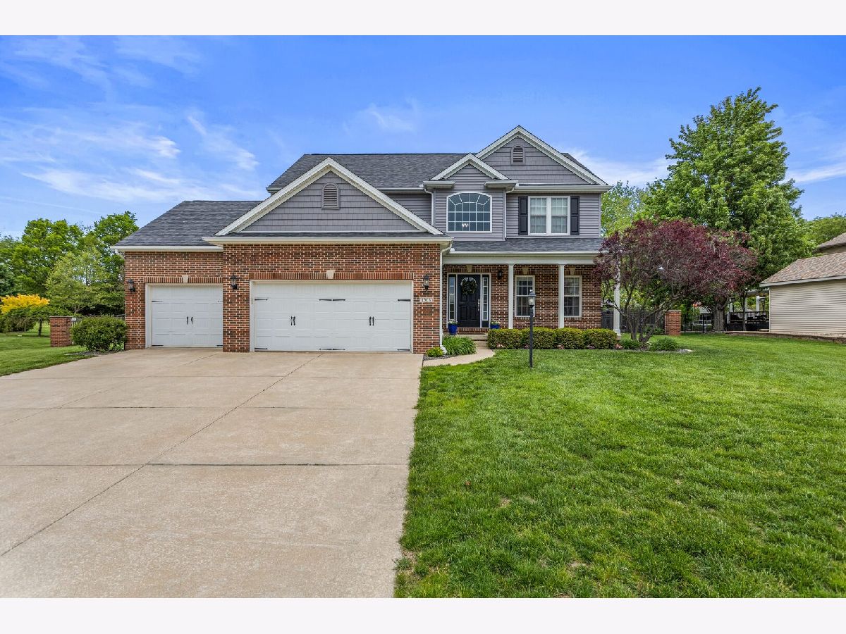  For Sale Mahomet Illinois, 1308 Woodberry Drive