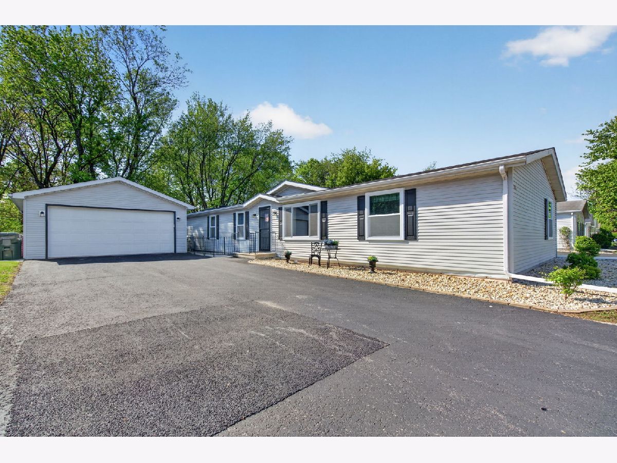  For Sale Channahon Illinois, 22533 Woodside Drive