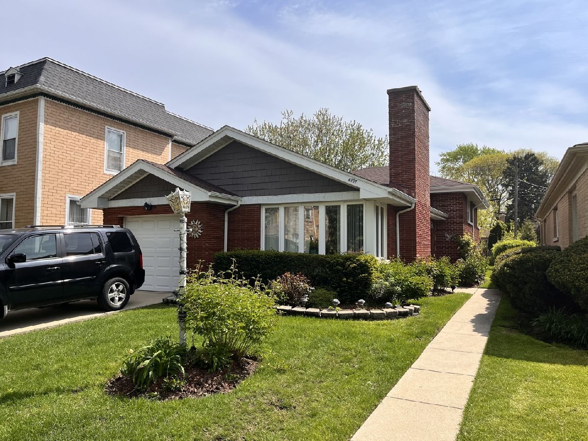  For Rent Lincolnwood Illinois, 6707 Keating