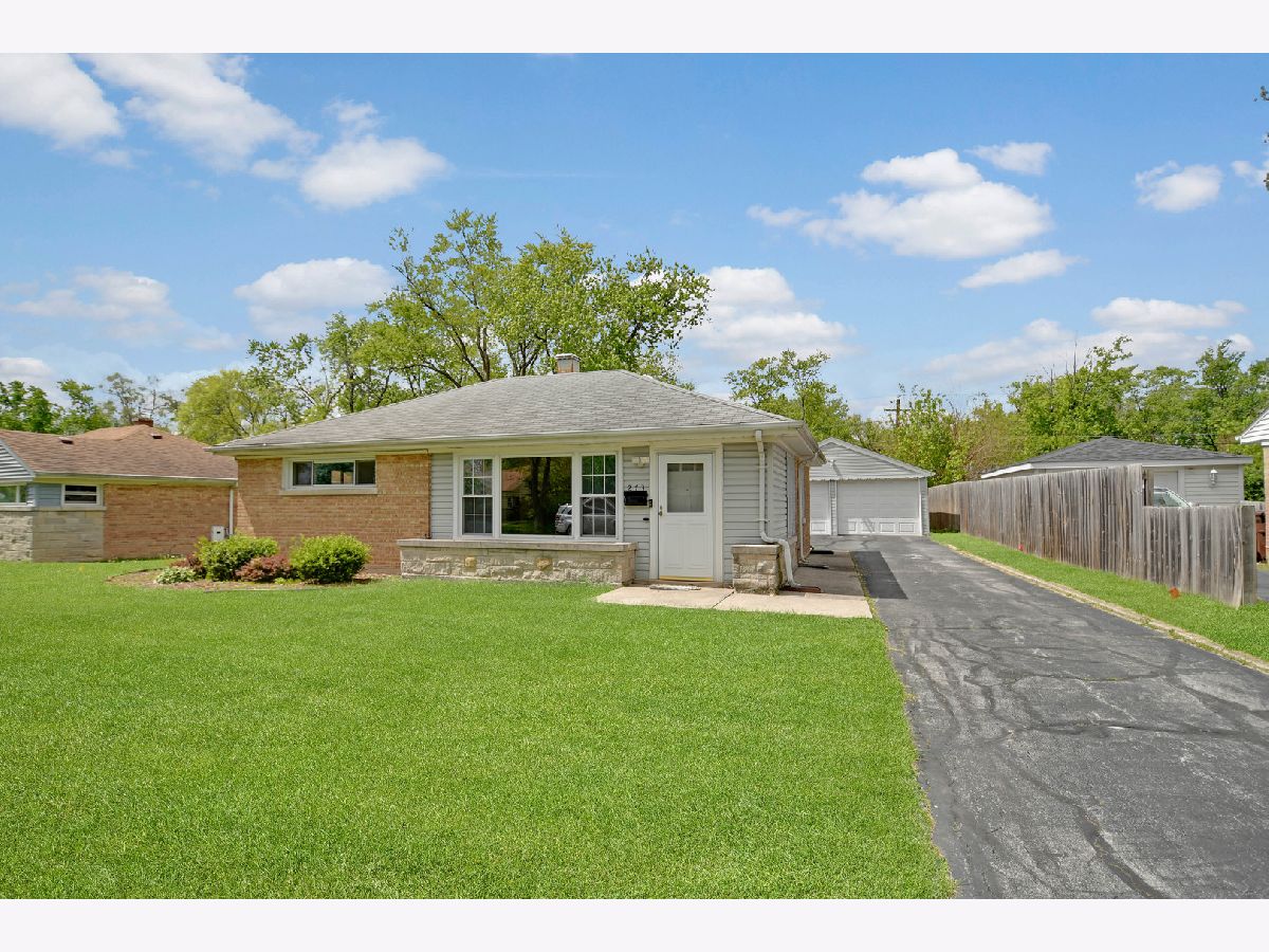  For Sale Park Forest Illinois, 273 Mohawk Street
