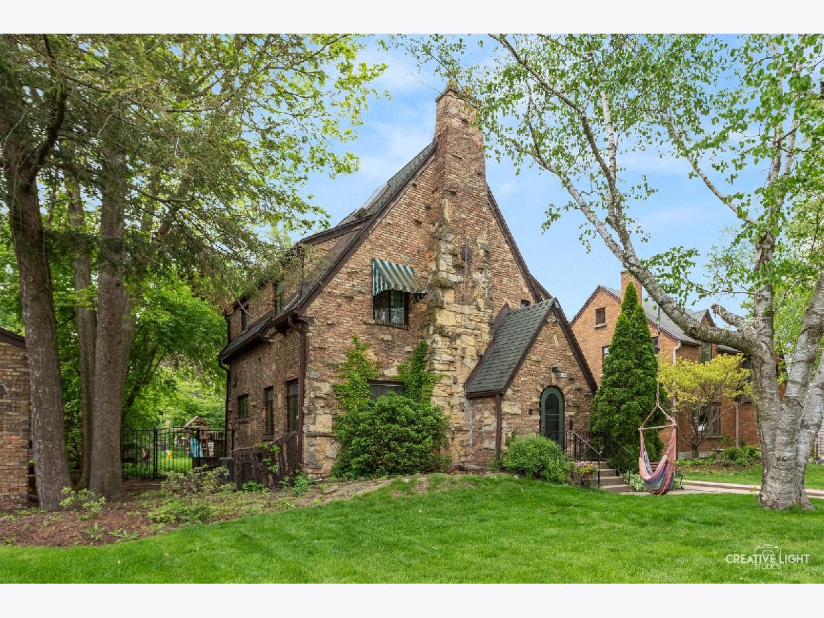  For Sale Aurora Illinois, 241 Legrande Boulevard