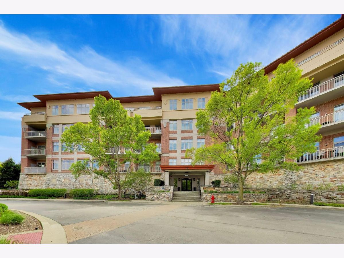 Condominiums For Sale Prairie Park At Wheeling Wheeling Illinois, 115 Prairie Park Drive
