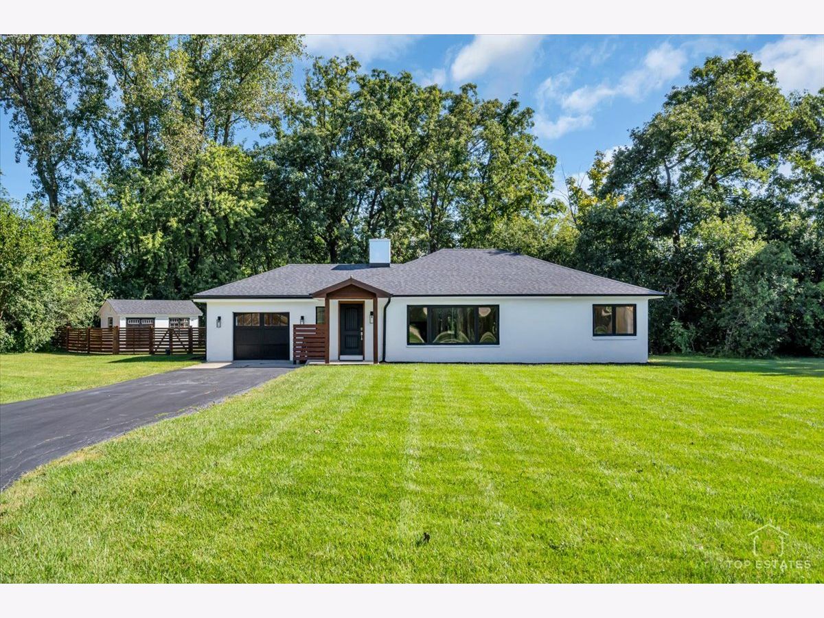  For Sale Riverwoods Illinois, 2320 Duffy Lane