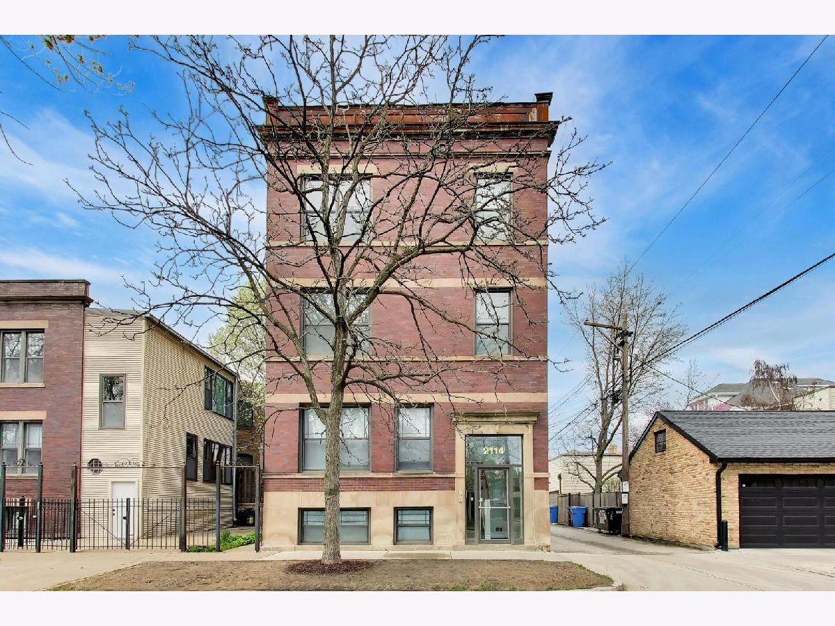  For Rent Chicago Illinois, 2114 Byron