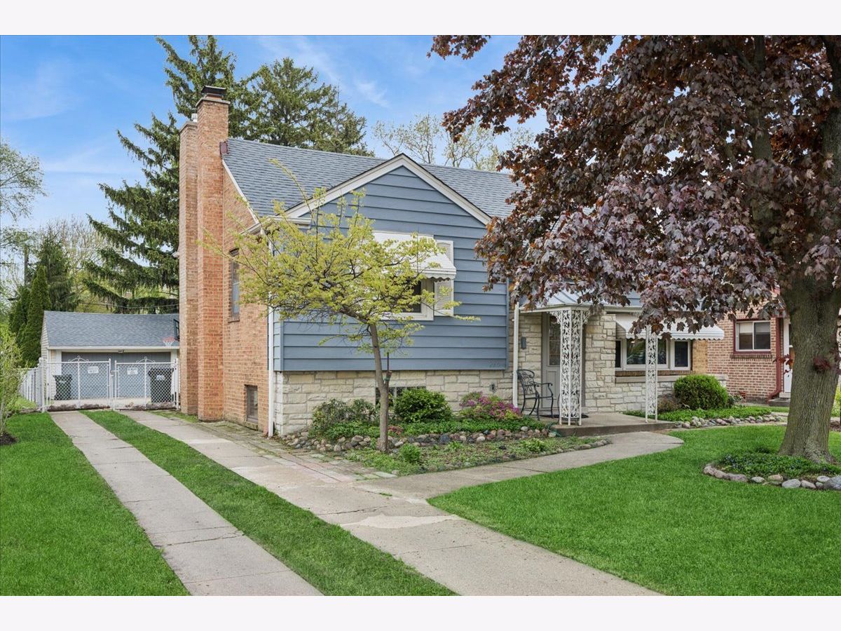 For Sale Riverside Illinois, 285 Desplaines Avenue