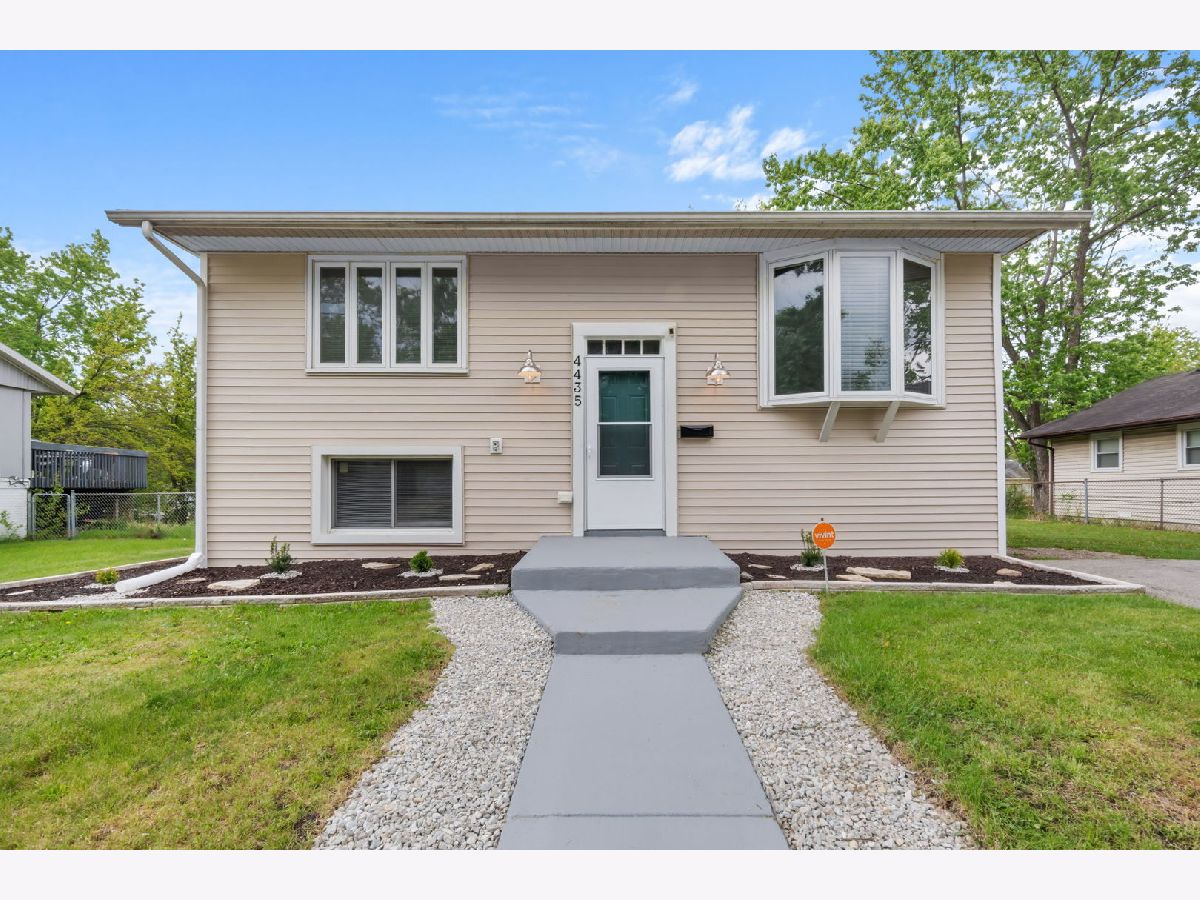  For Sale Richton Park Illinois, 4435 Balmoral Drive