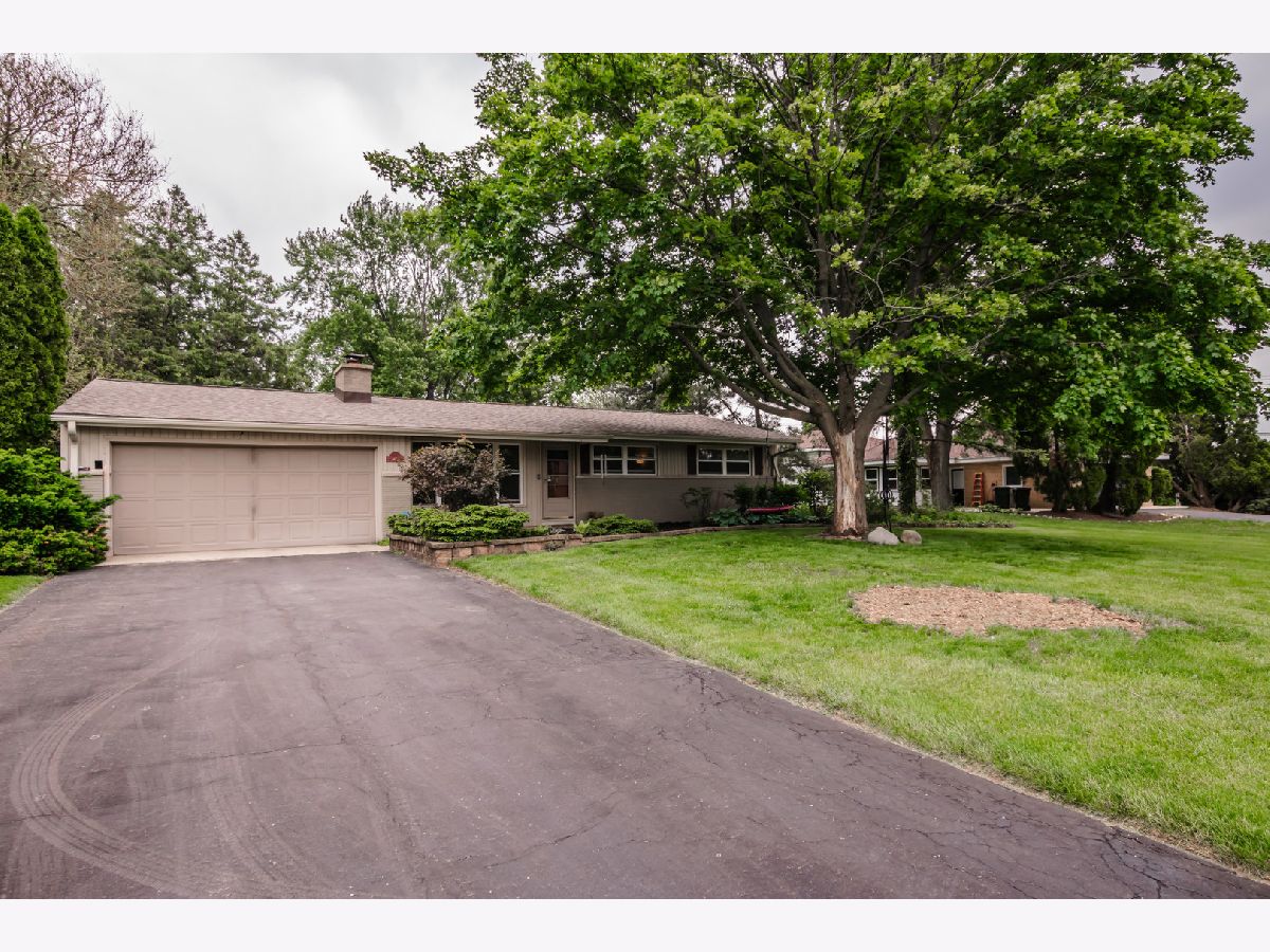  For Sale Willowbrook Illinois, 9S771 Brookbank Road