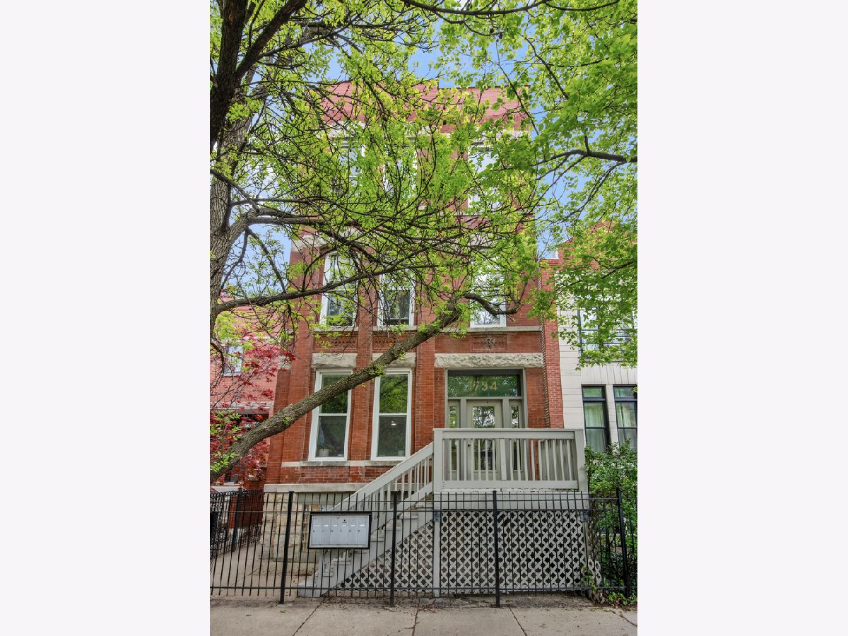  For Sale Chicago Illinois, 1734 Ohio Street