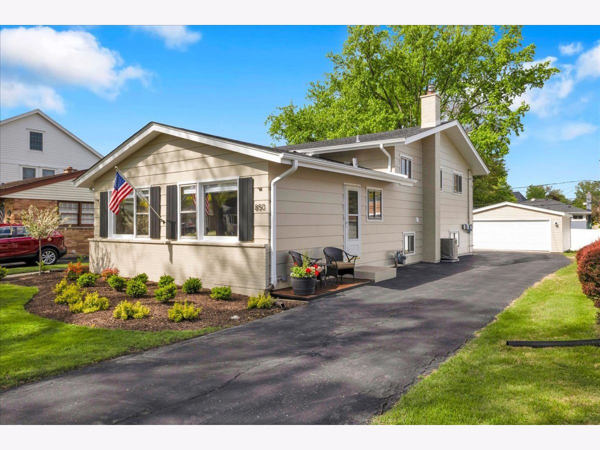  For Sale Elmhurst Illinois, 850 Hillside Avenue