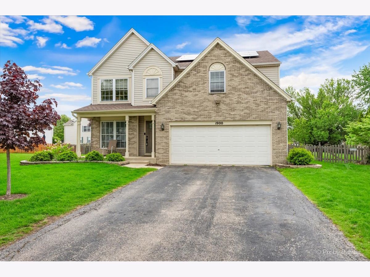Homes For Sale Weslake Romeoville Illinois, 1900 Mayfield Court