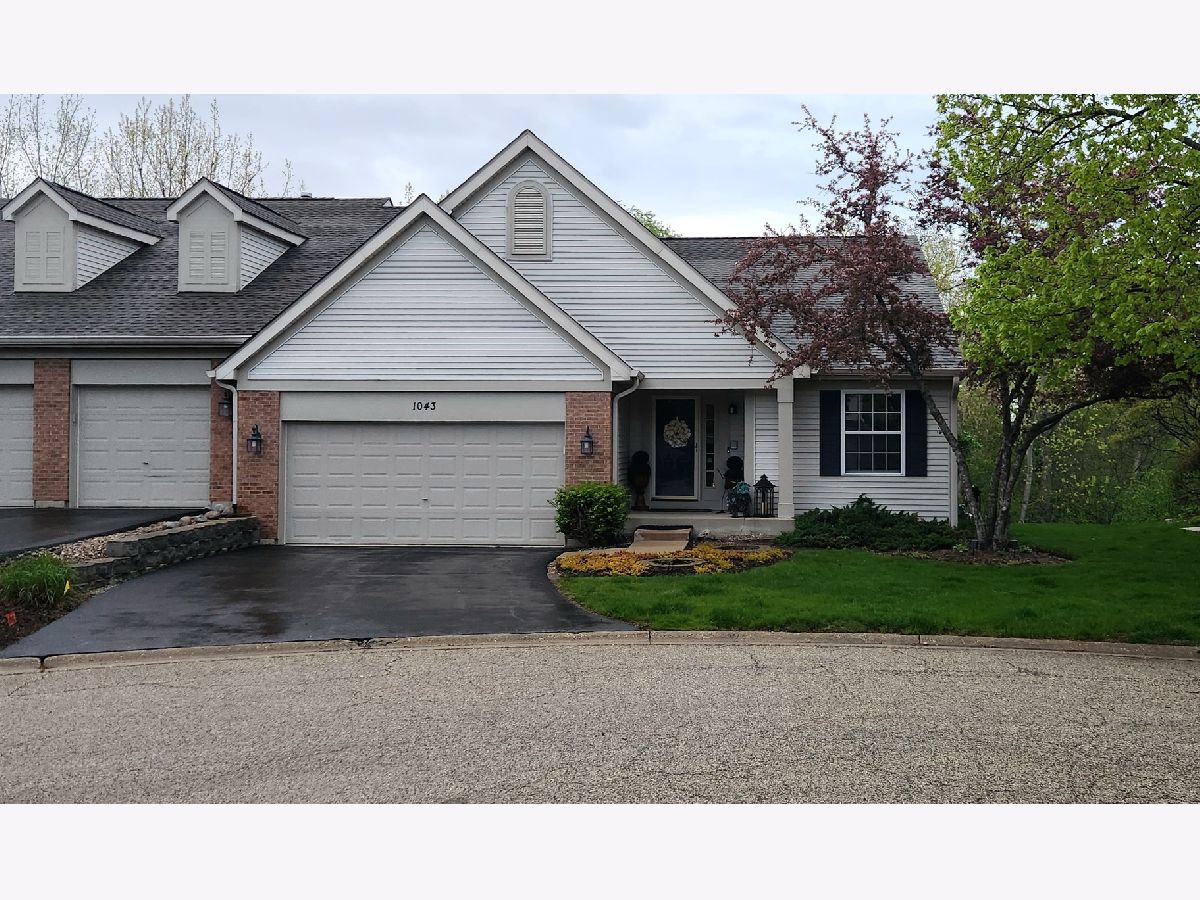 Townhomes For Sale Woodland Green Fox Lake Illinois, 1043 Fairway Drive