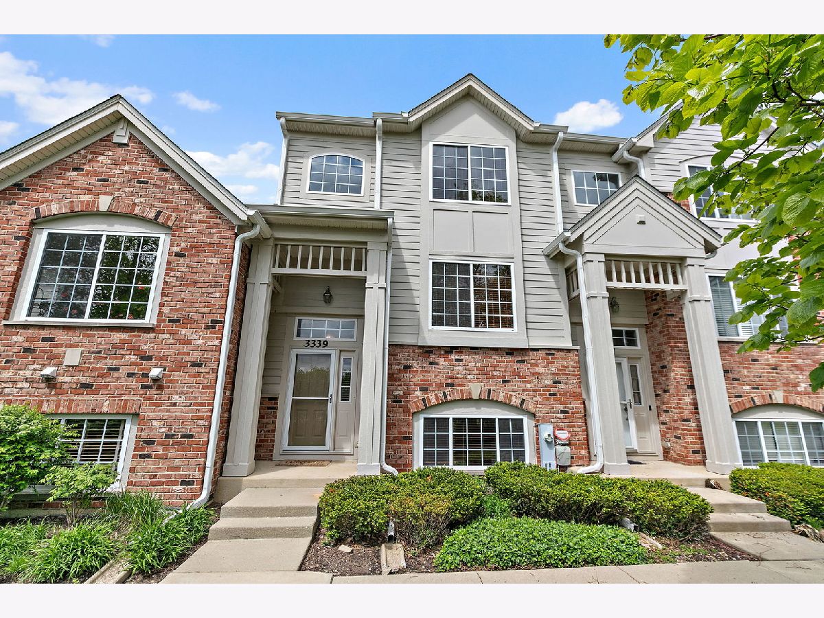 Townhomes & Condos For Sale West Ridge Elgin Illinois, 3339 Cameron Drive