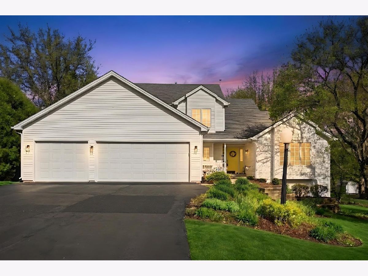  For Sale Roscoe Illinois, 11497 Ridgecrest Drive