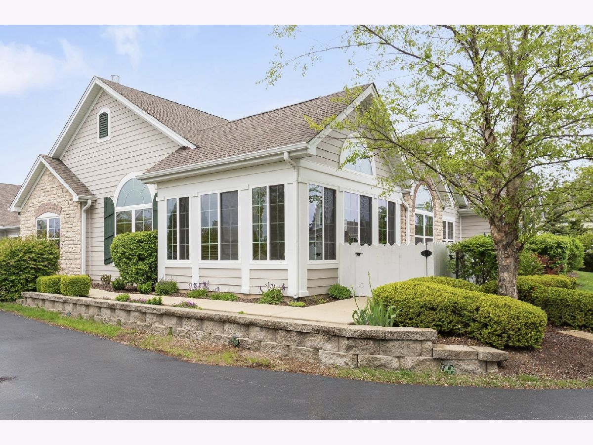 Townhomes & Condos & Homes Sold Villas At Fox Run Plainfield Illinois, 23916 Dayfield