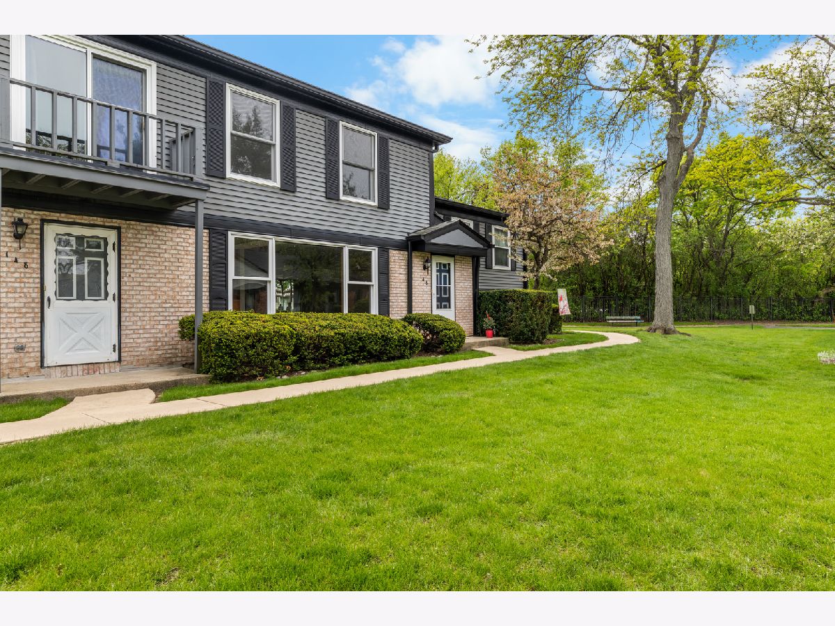 Townhomes & Condos For Rent Inverrary Deerfield Illinois, 146 Inverrary