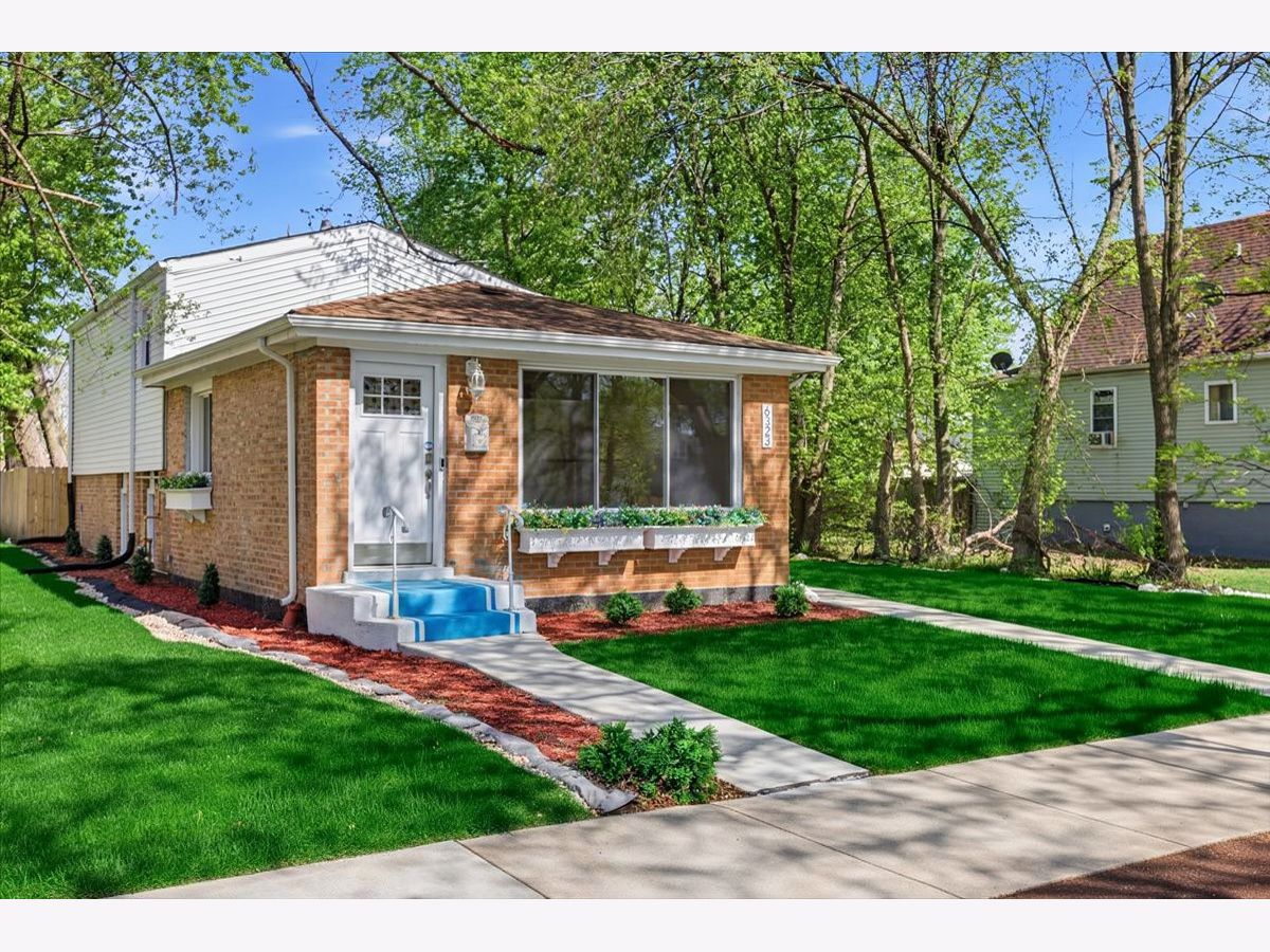  For Sale Chicago Illinois, 6323 Wood Street