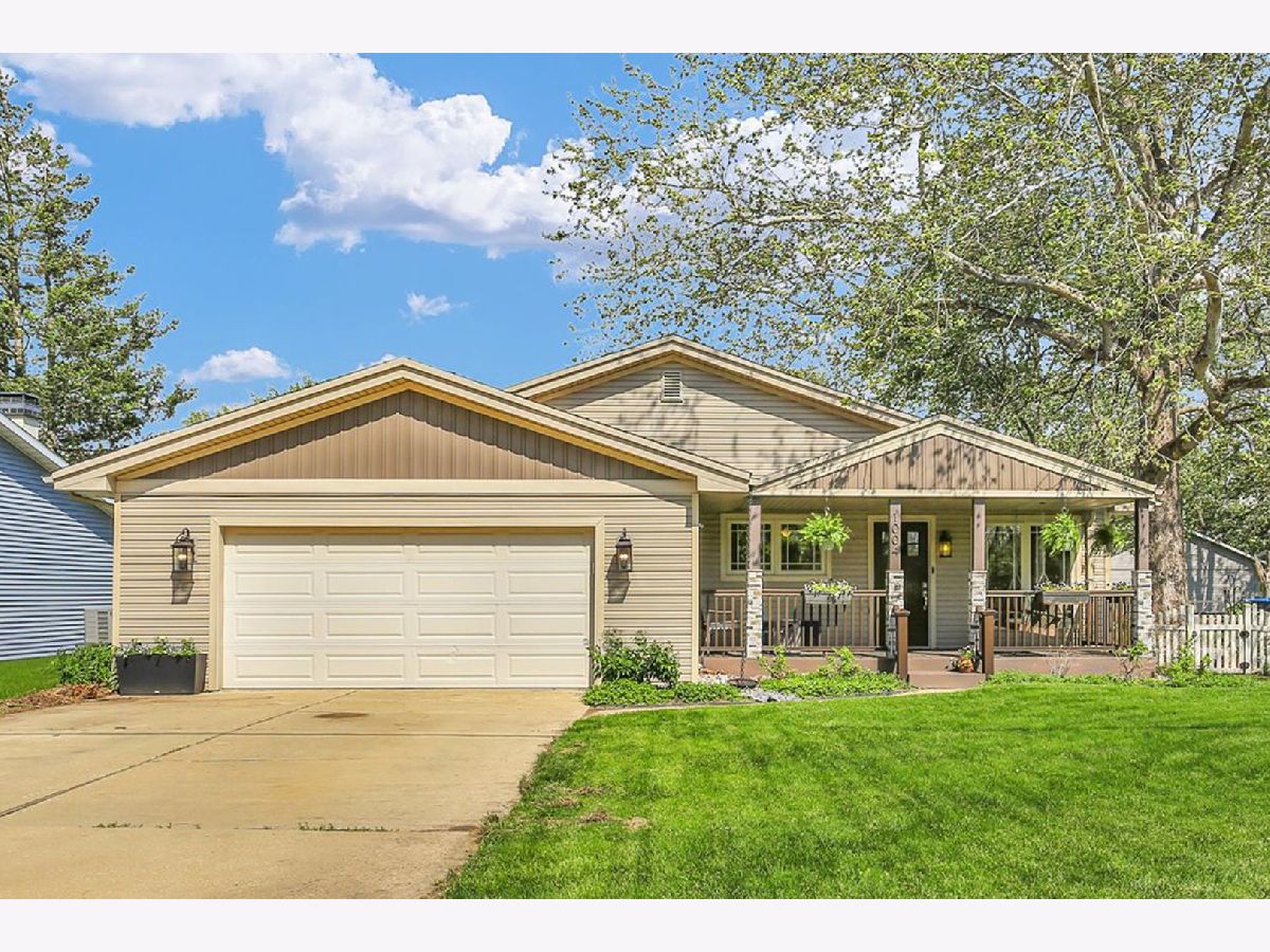 For Sale Mahomet Illinois, 1004 Division Street